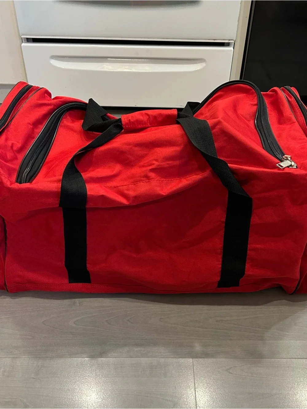 American Uni Large Red Duffel Bag Travel Gym Sports Luggage Multi Pocket 27”